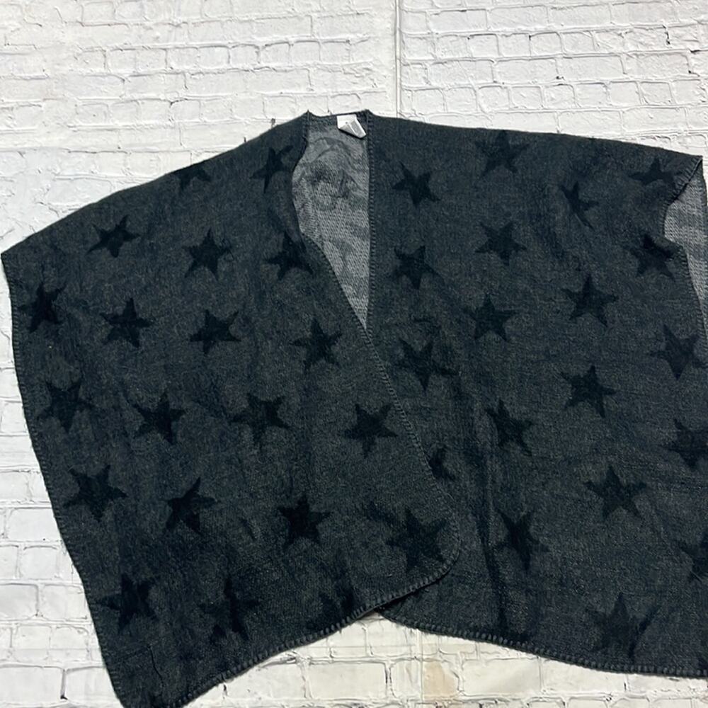 Woolrich Star Shrug Poncho Overlay One Size